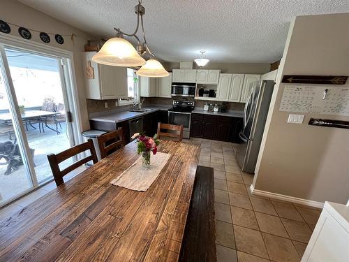 11802 78 Street, Peace River, AB - Indoor Photo Showing Dining Room