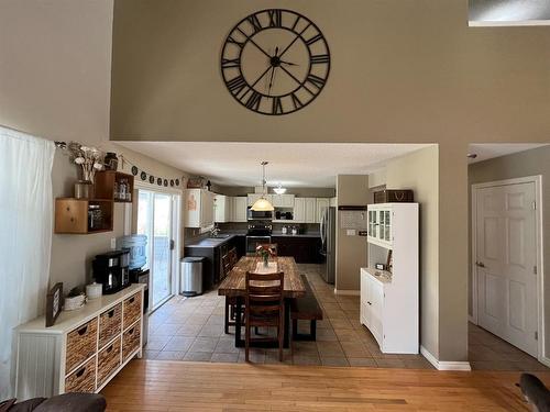 11802 78 Street, Peace River, AB - Indoor Photo Showing Dining Room