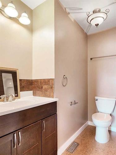 11013 Swann Drive, Grande Cache, AB - Indoor Photo Showing Bathroom