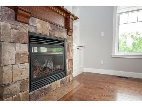 30-705033 Road 65 Range, Rural Grande Prairie No. 1, County Of, AB - Indoor With Fireplace