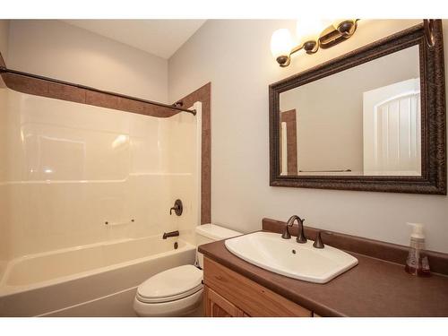 30-705033 Road 65 Range, Rural Grande Prairie No. 1, County Of, AB - Indoor Photo Showing Bathroom