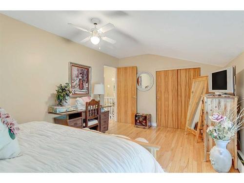 9906 105 Avenue, Grande Prairie, AB - Indoor Photo Showing Bedroom