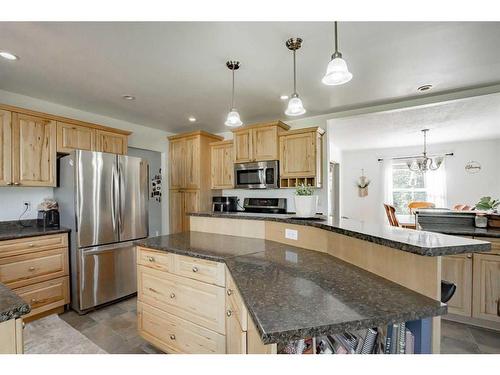 850037 Highway 743, Rural Northern Lights, County Of, AB - Indoor Photo Showing Kitchen With Stainless Steel Kitchen