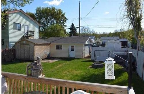 10921 92 Street, Peace River, AB - Outdoor