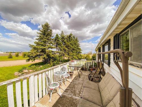 4752 52 Street, Rycroft, AB - Outdoor