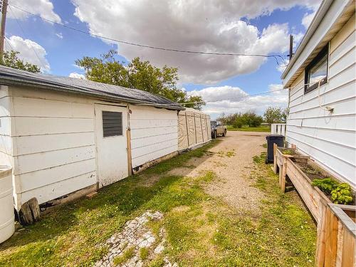 4752 52 Street, Rycroft, AB - Outdoor With Exterior