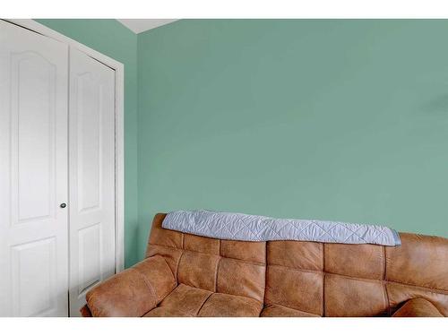 8901 72 Avenue, Grande Prairie, AB - Indoor Photo Showing Bedroom