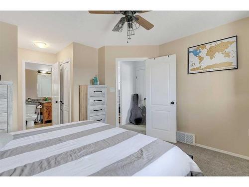8901 72 Avenue, Grande Prairie, AB - Indoor Photo Showing Bedroom