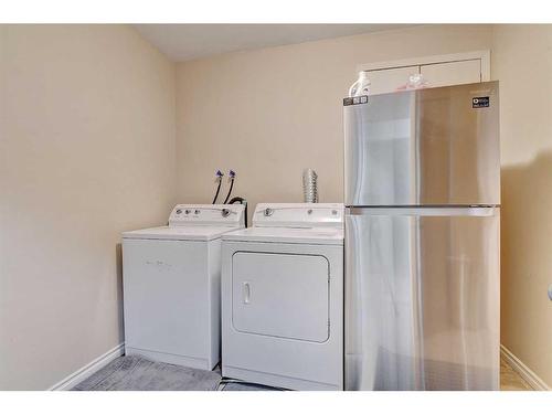 8901 72 Avenue, Grande Prairie, AB - Indoor Photo Showing Laundry Room
