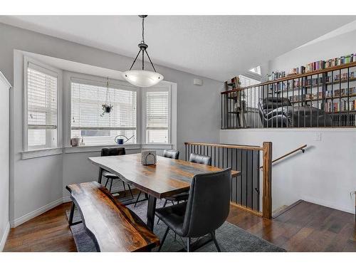 8901 72 Avenue, Grande Prairie, AB - Indoor Photo Showing Dining Room