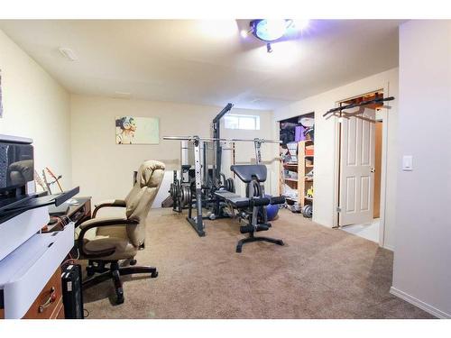 8133 106A Street, Grande Prairie, AB - Indoor Photo Showing Gym Room