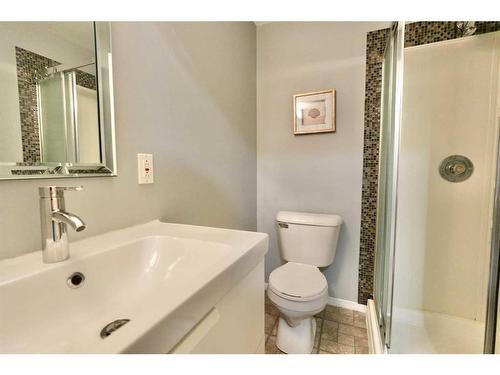 8218 96 Street, Peace River, AB - Indoor Photo Showing Bathroom