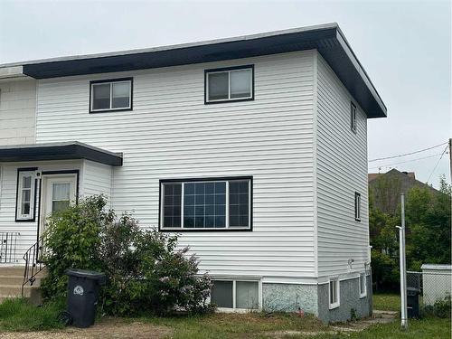 9837 100A Avenue, Sexsmith, AB - Outdoor With Exterior