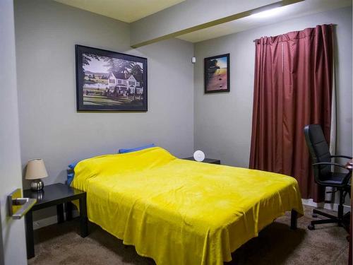 10606 128 Avenue, Grande Prairie, AB - Indoor Photo Showing Bedroom