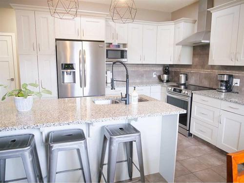 10606 128 Avenue, Grande Prairie, AB - Indoor Photo Showing Kitchen With Upgraded Kitchen