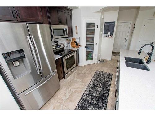 8918 94 Avenue, Grande Prairie, AB - Indoor Photo Showing Kitchen With Stainless Steel Kitchen With Double Sink