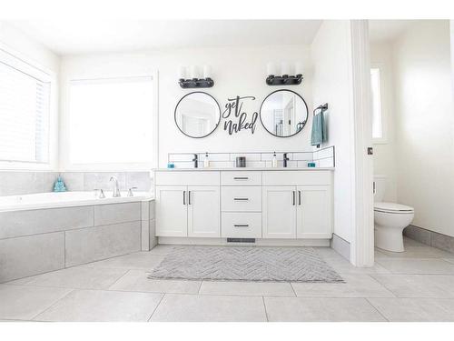 8918 94 Avenue, Grande Prairie, AB - Indoor Photo Showing Bathroom