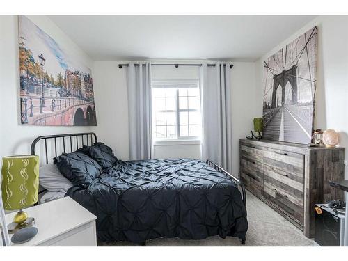 8918 94 Avenue, Grande Prairie, AB - Indoor Photo Showing Bedroom