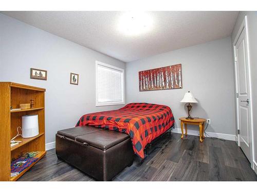 15121 104A Street, Rural Grande Prairie No. 1, County Of, AB - Indoor Photo Showing Bedroom