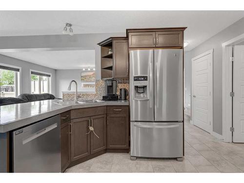 10222 87 Street, Grande Prairie, AB - Indoor Photo Showing Kitchen With Stainless Steel Kitchen