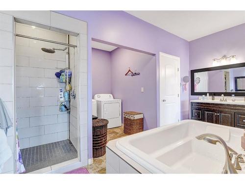 713024 Range Rd 73, Rural Grande Prairie No. 1, County Of, AB - Indoor Photo Showing Bathroom