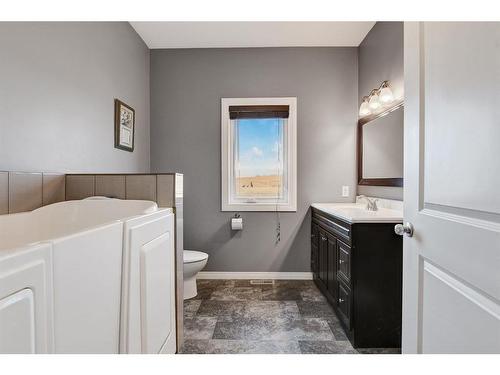713024 Range Rd 73, Rural Grande Prairie No. 1, County Of, AB - Indoor Photo Showing Bathroom