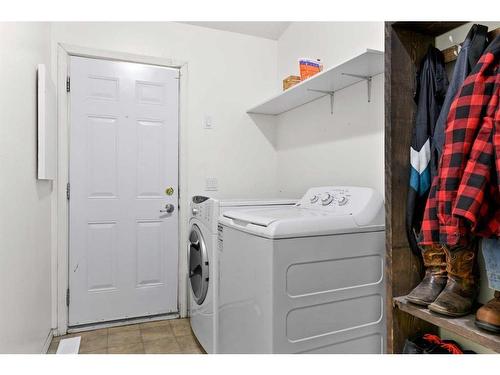 8812 85 Avenue, Grande Prairie, AB - Indoor Photo Showing Laundry Room