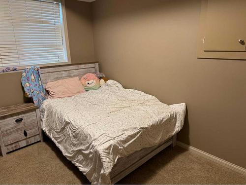 9045 131 Avenue, Grande Prairie, AB - Indoor Photo Showing Bedroom