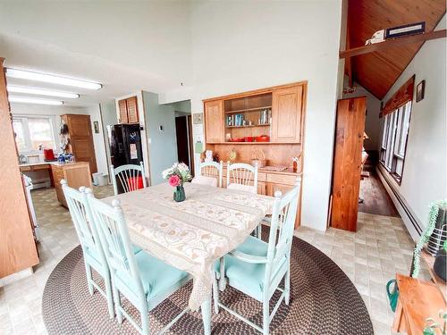 4431 45A Avenue, Rycroft, AB - Indoor Photo Showing Dining Room