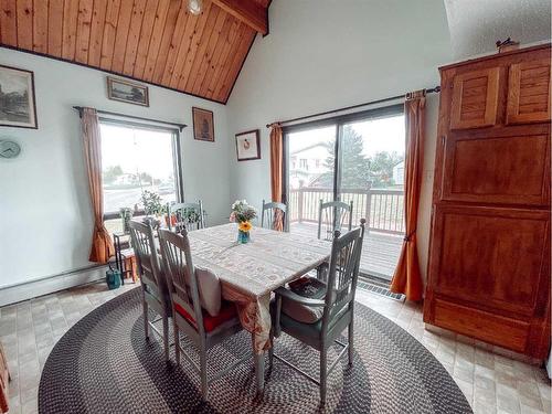 4431 45A Avenue, Rycroft, AB - Indoor Photo Showing Dining Room