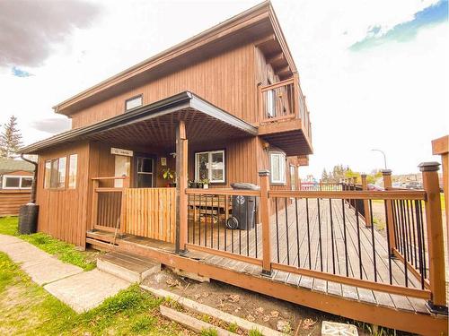 4431 45A Avenue, Rycroft, AB - Outdoor With Balcony With Exterior