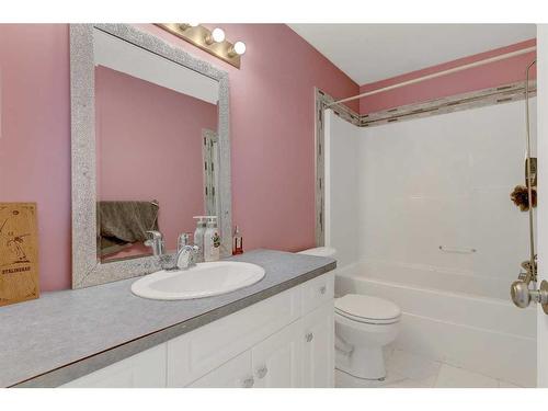 11410 81 Avenue, Grande Prairie, AB - Indoor Photo Showing Bathroom