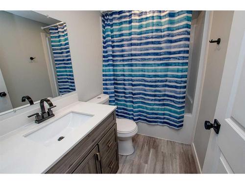 14823 102A Street, Rural Grande Prairie No. 1, County Of, AB - Indoor Photo Showing Bathroom