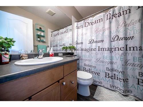 L102-8640 103 Avenue, Grande Prairie, AB - Indoor Photo Showing Bathroom