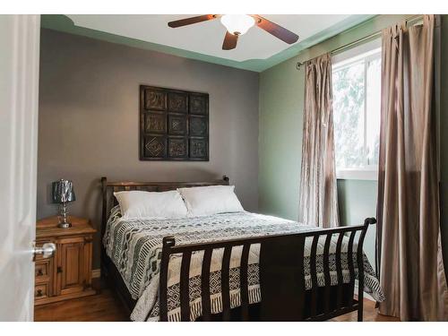 10107 92A Street, Grande Prairie, AB - Indoor Photo Showing Bedroom