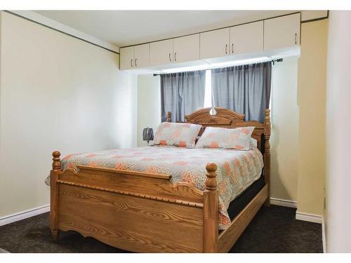 10107 92A Street, Grande Prairie, AB - Indoor Photo Showing Bedroom