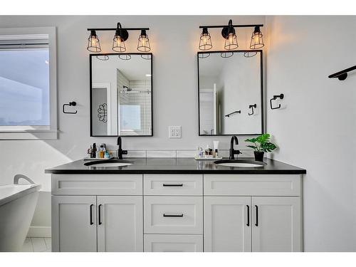 10717 150 Avenue, Rural Grande Prairie No. 1, County Of, AB - Indoor Photo Showing Bathroom