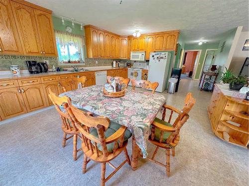 13077 Twp Rd 791, Rural Saddle Hills County, AB - Indoor