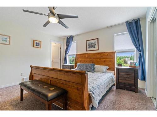 10938 60 Avenue, Grande Prairie, AB - Indoor Photo Showing Bedroom