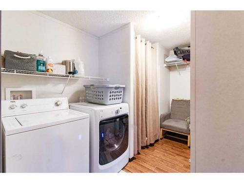 8853 89 Avenue, Grande Prairie, AB - Indoor Photo Showing Laundry Room