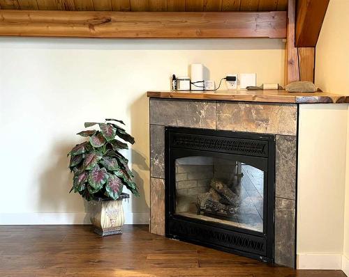 11608 120 Avenue Close, Fairview, AB - Indoor Photo Showing Living Room With Fireplace