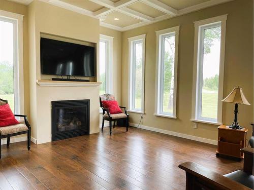 11608 120 Avenue Close, Fairview, AB - Indoor Photo Showing Living Room With Fireplace