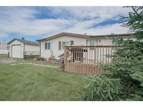 5201 45 Street, Grimshaw, AB - Outdoor