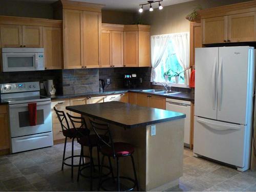 19520 730 Township, High Prairie, AB - Indoor Photo Showing Kitchen With Double Sink