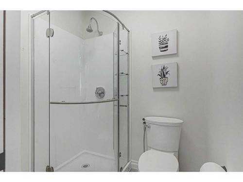 58 Sunset Drive, Spirit River, AB - Indoor Photo Showing Bathroom