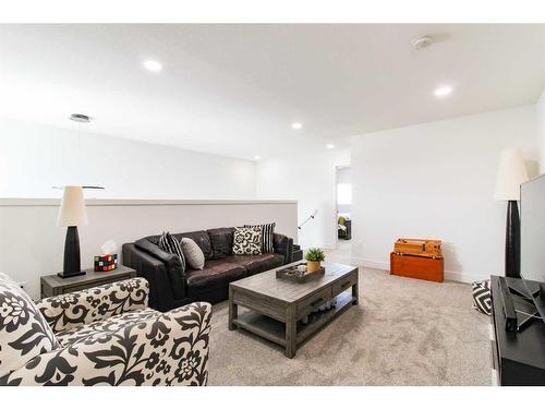 10620 150 Avenue, Rural Grande Prairie No. 1, County Of, AB - Indoor Photo Showing Living Room