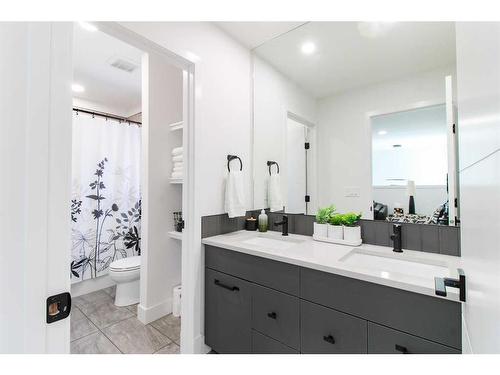 10620 150 Avenue, Rural Grande Prairie No. 1, County Of, AB - Indoor Photo Showing Bathroom