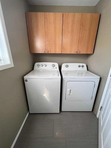 8911 62 Avenue, Grande Prairie, AB - Indoor Photo Showing Laundry Room
