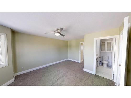 8911 62 Avenue, Grande Prairie, AB - Indoor Photo Showing Other Room