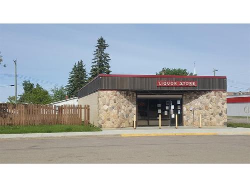 114 Centre Street, Mclennan, AB 